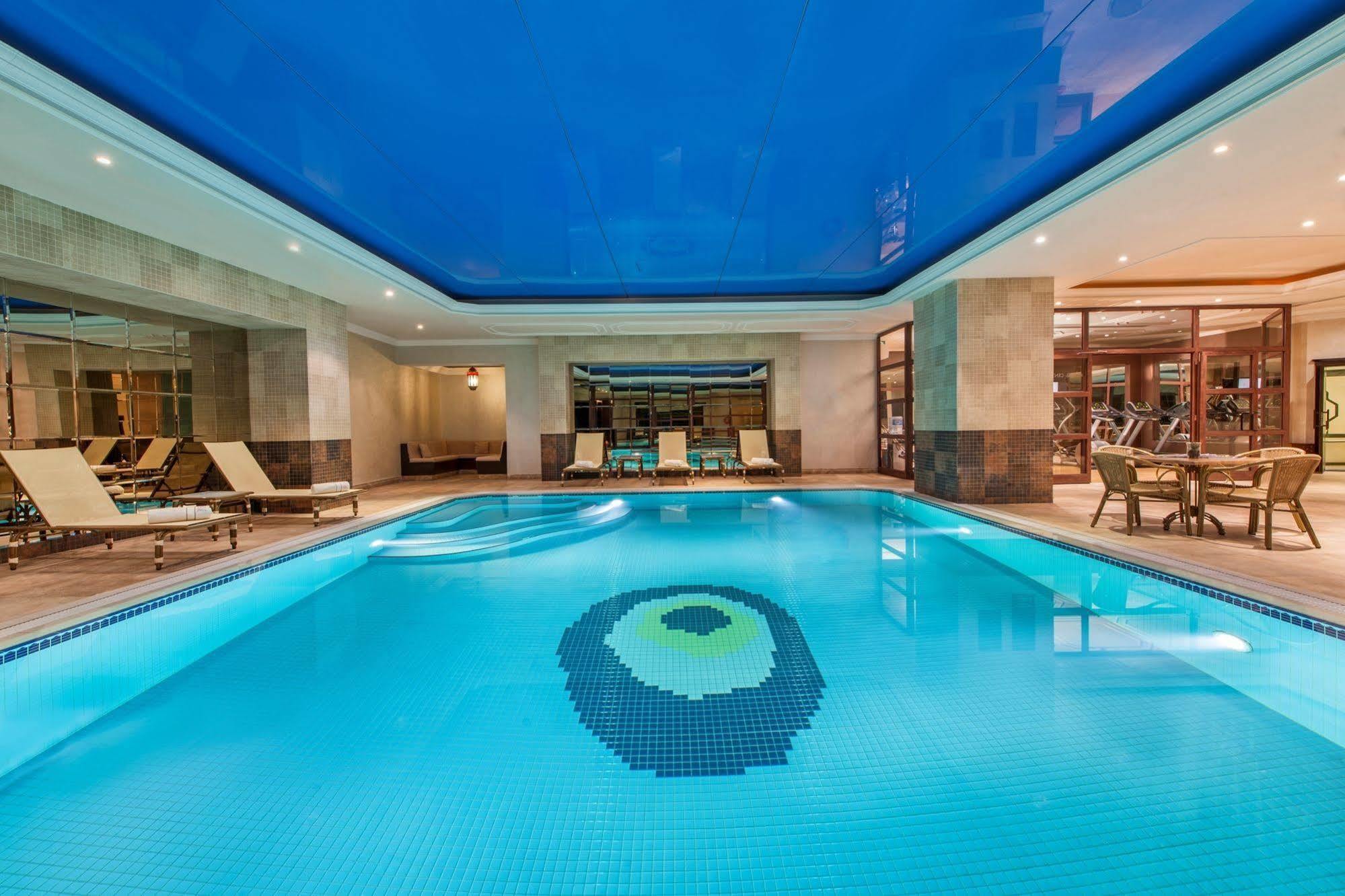 Отель Elite World Comfy Istanbul Taksim Экстерьер фото